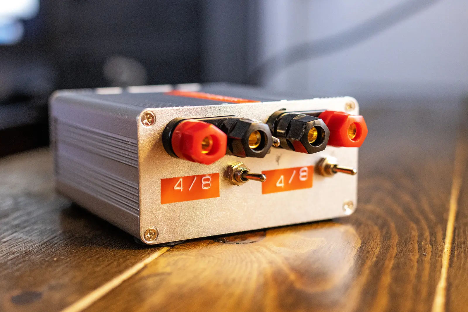 Switchable Mono-Stereo Amplifier Load Box Build by Sean Rose