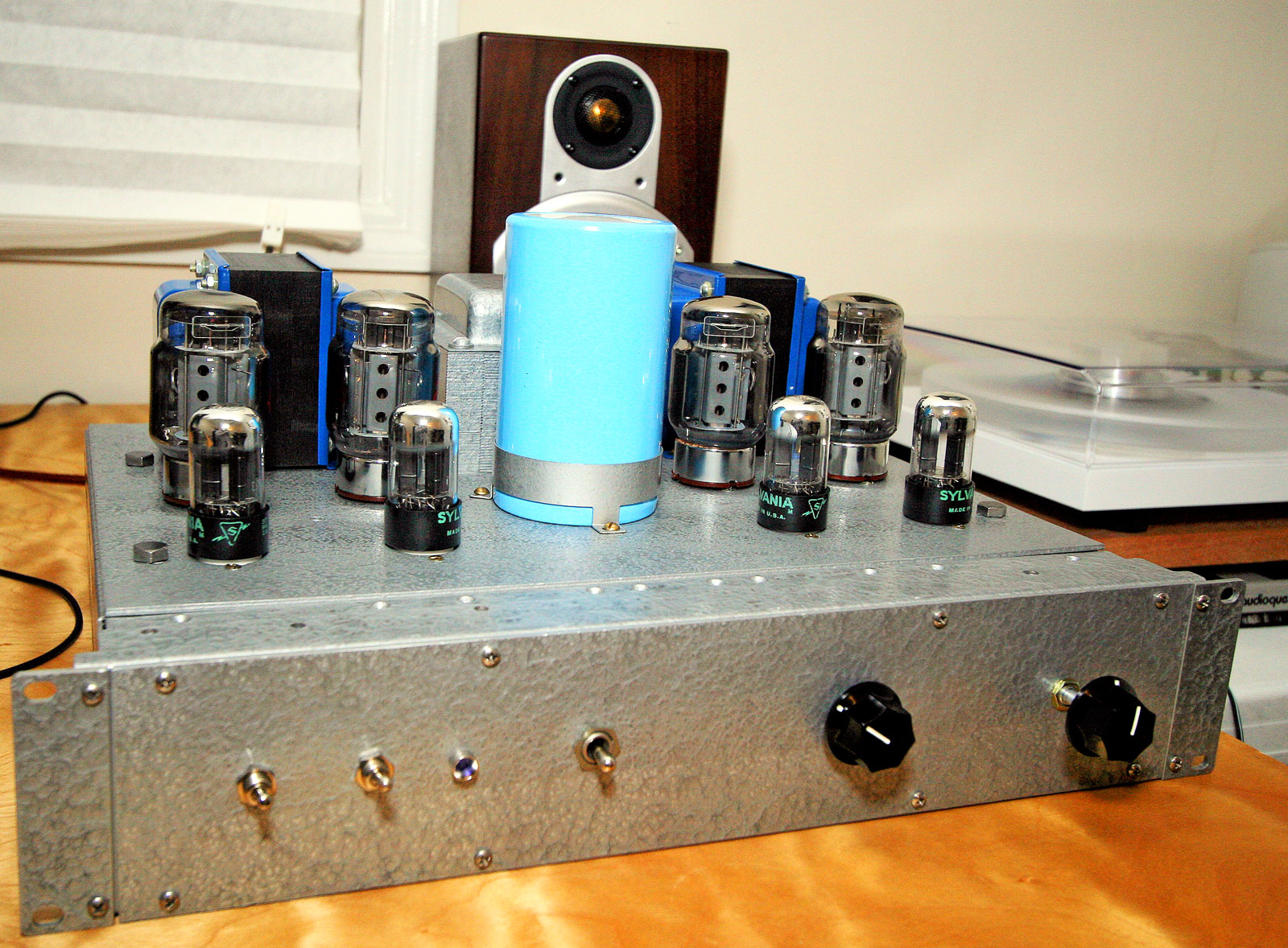 Reference Beta Hand Built Made in USA Vacuum Tube Amplifier | SeanRose.com