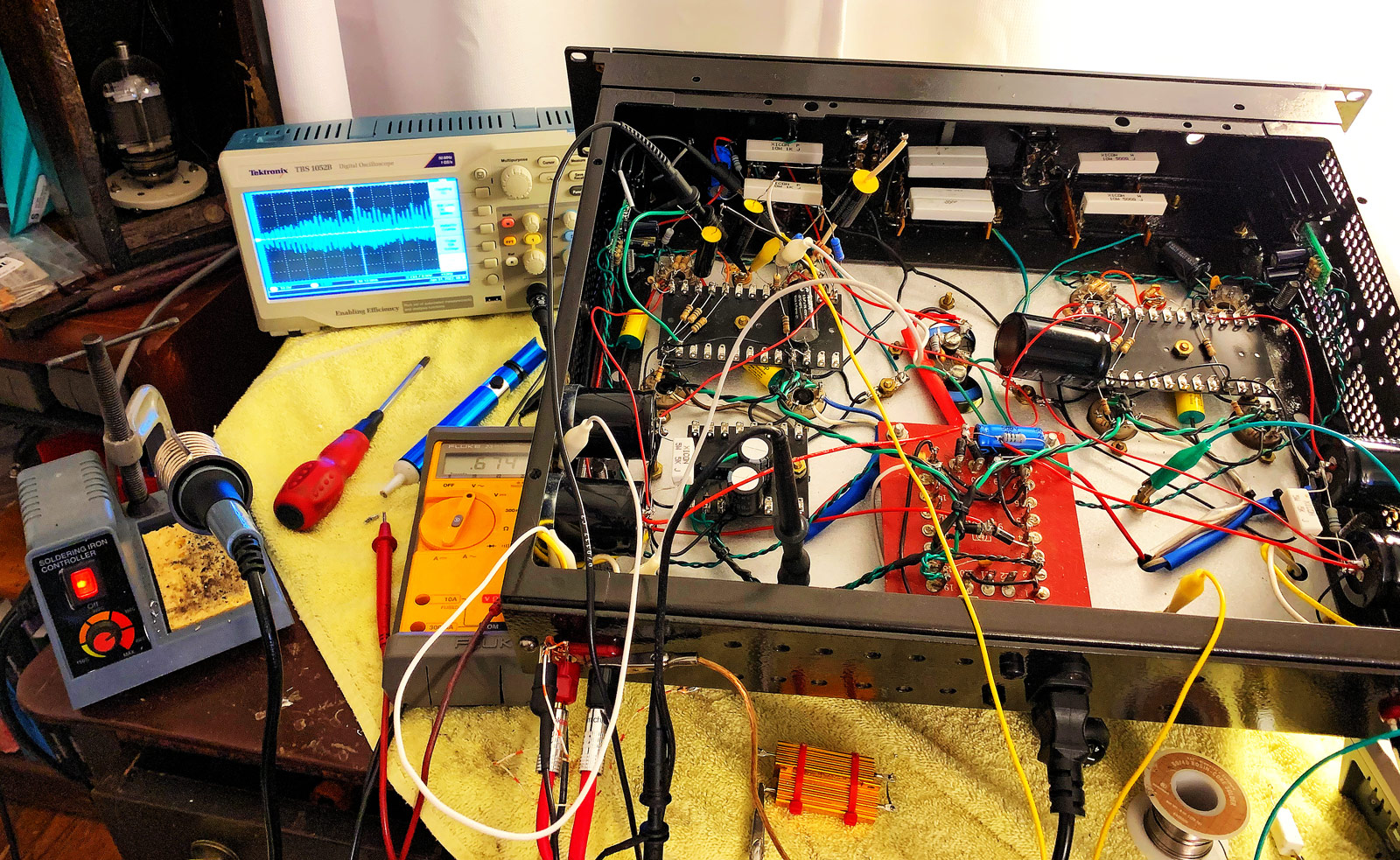 Reference Beta Hand Built Made in USA Vacuum Tube Amplifier | SeanRose.com