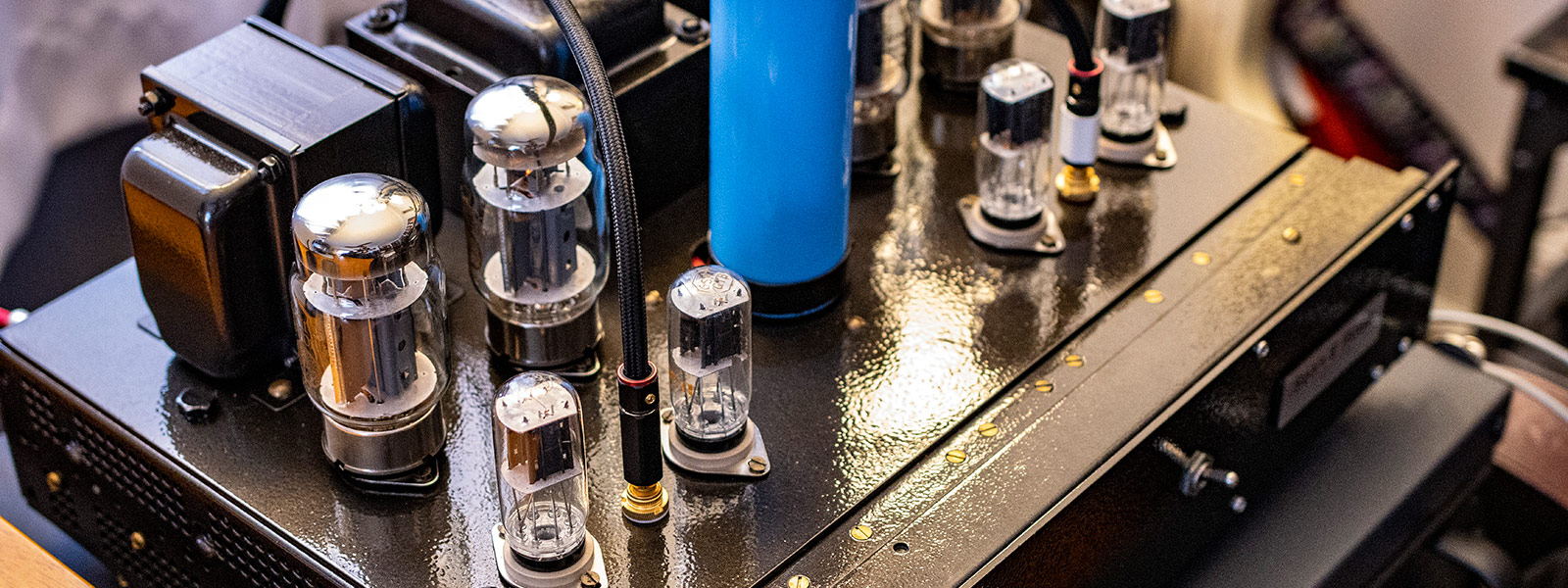 Reference Beta Hand Built Made in USA Vacuum Tube Amplifier | SeanRose.com