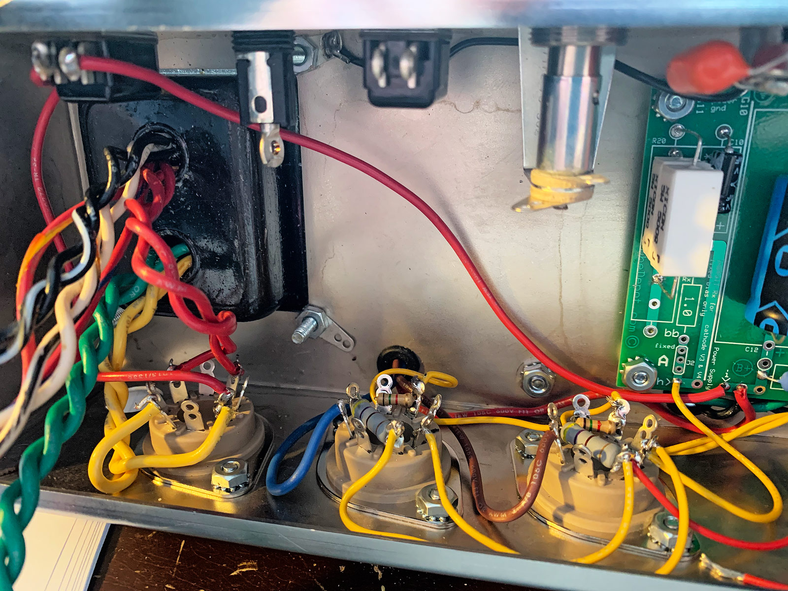 1957 Tweed Deluxe Guitar Amp Build by Sean Rose