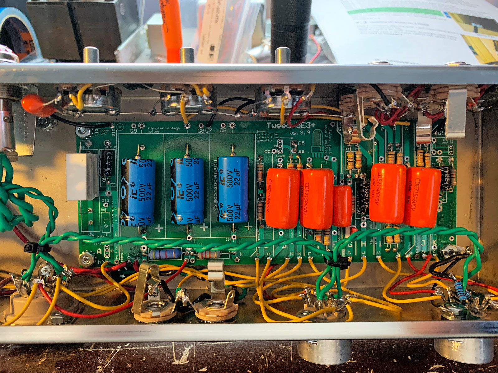 1957 Tweed Deluxe Guitar Amp Build by Sean Rose