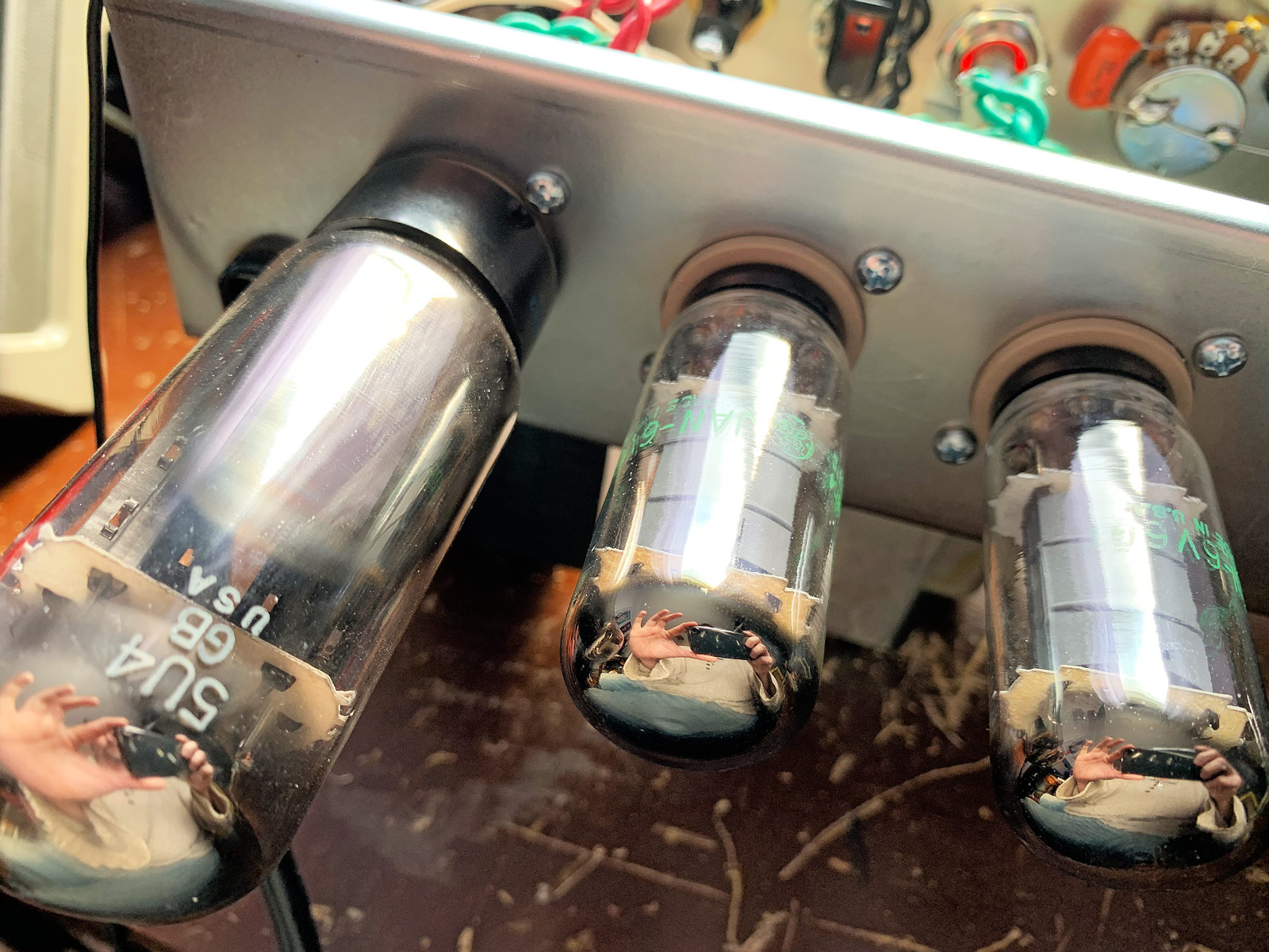 1957 Tweed Deluxe Guitar Amp Build by Sean Rose