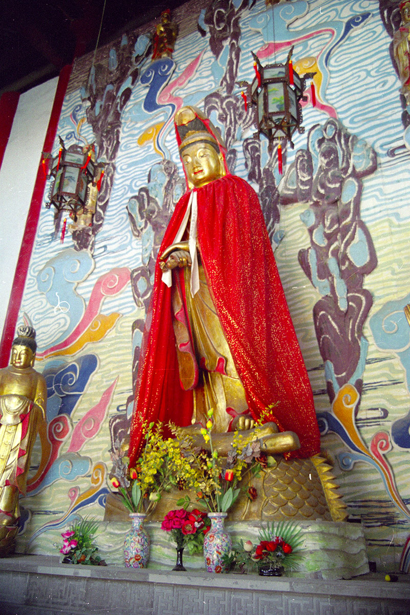 Hang Zhou temple on vacation - Sean in China Blog By Sean Rose